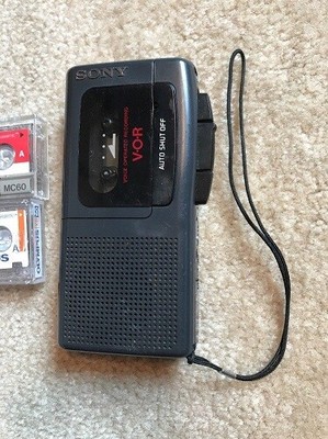 Sony Micro Cassette Recorder M-507V Handheld VOR VoiceOperated Recorder & Tapes