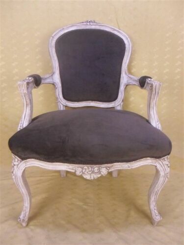 Fauteuils du XIXe siècle style louis XV, néoclassique XIXème et avant