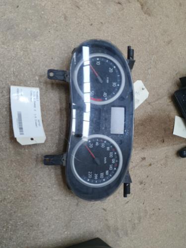 Compteur Renault Clio 2 Phase 2 8200401604