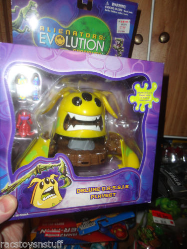 Игровые наборы Alien Action