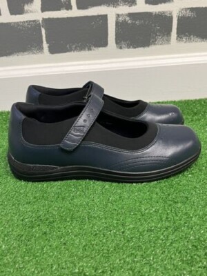 Drew Rose Navy Women's Size 10 Wide