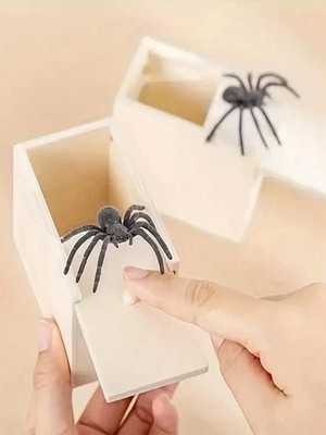 Spider In A Box Prank Wooden Scare Box Toy Trick Scary Halloween Party Pro Gift