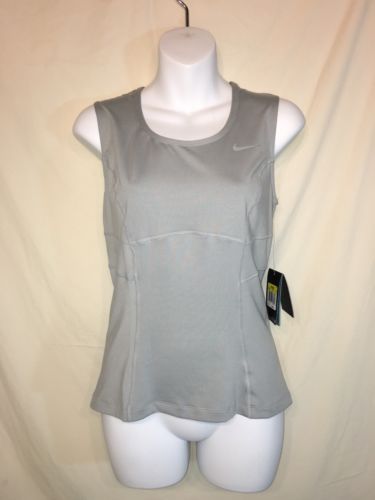Nike mujer ropa de tenis y deportes con Raqueta