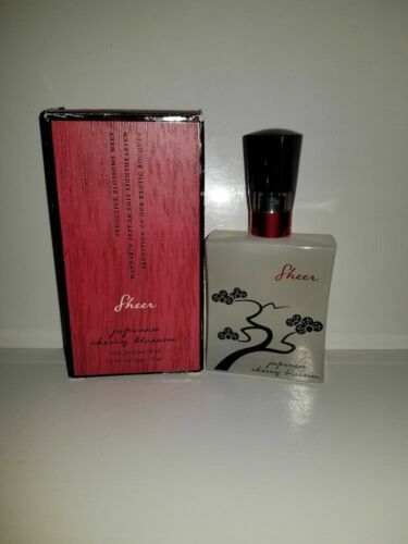 The Body Shop Japanese Cherry Blossom Fragrance Mist 100 Ml 3.3 Fl