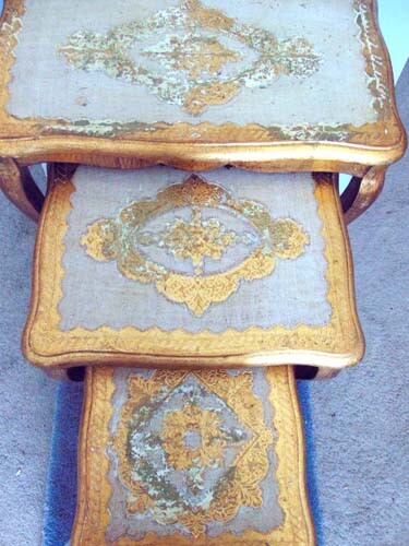 VINTAGE Set of 3 FLORENTINE Nesting Tables Wooden Gilt ITALY Hollywood Regency