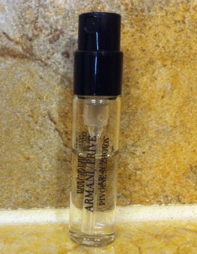 ARMANI/PRIVE ピオニー スズイロ & ティー ユロン セット ARMANI PRIVÉ PIVOINE SUZHOU SOIE DE NACRE FRAGRANCE