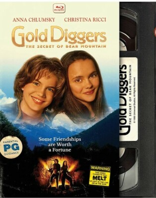 Gold Diggers: The Secret of Bear Mountain (Retro VHS Packaging) [New Blu-ray]