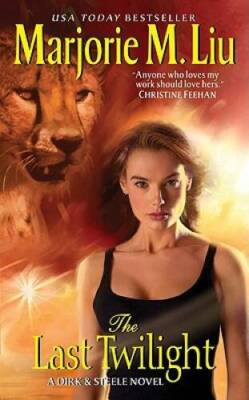 The Last Twilight: A Dirk  Steele Novel (Dirk  Steele Series) - VERY GOOD