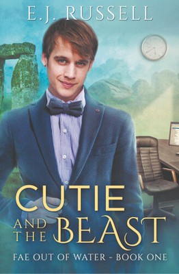 Cutie and the Beast (Fae Out of Water) by Russell, E. J. [Paperback]
