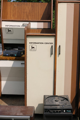 JOHN DEERE DEALERSHIP OF 40 YEARS Information Center w/tv vcr tapes slides +RARE