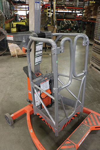 Used JLG 15 ft Liftpod Man Lift