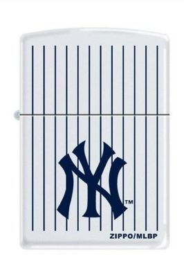 Zippo 0403, New York Yankees, MLB, белая матовая зажигалка, в тонкую полоску