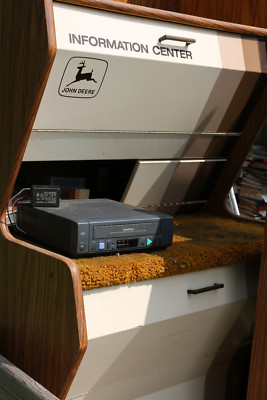 JOHN DEERE DEALERSHIP OF 40 YEARS Information Center w/tv vcr tapes slides +RARE