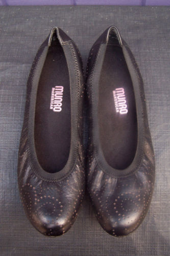 Munro Flats and Oxfords for Women