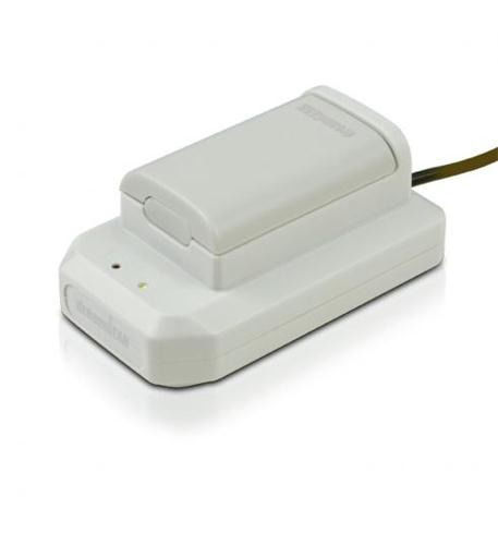 dreamGEAR QUAD DOCK PRO? ホワイト Amazon.com: dreamGEAR Xbox 360 Quad Dock Pro (white)