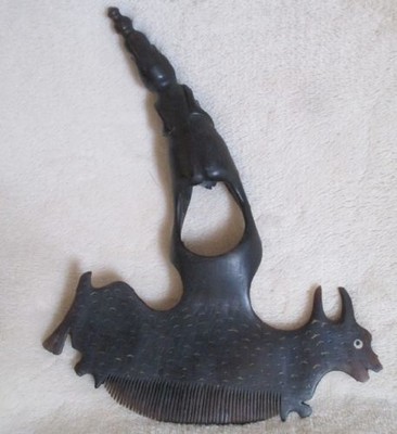 LARGE ONE OF A KIND ANTIQUE FERTILITY HANDCARVED EBONY WOODEN COMB - NATIVE ART