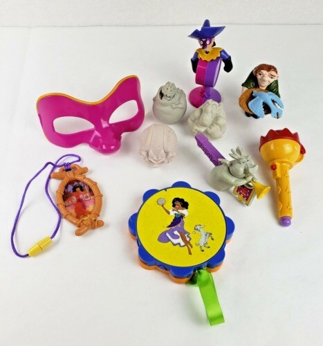 8 NEW McDonalds 1996 Disney Hunchback of Notre Dame Happy Meal  Toy Complete Set
