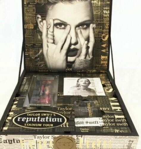 Box/デッキ/パック Taylor Swift reputation Collector&#39;s Box Taylor Swift Reputation Tour VIP Collector's Box - Unopened