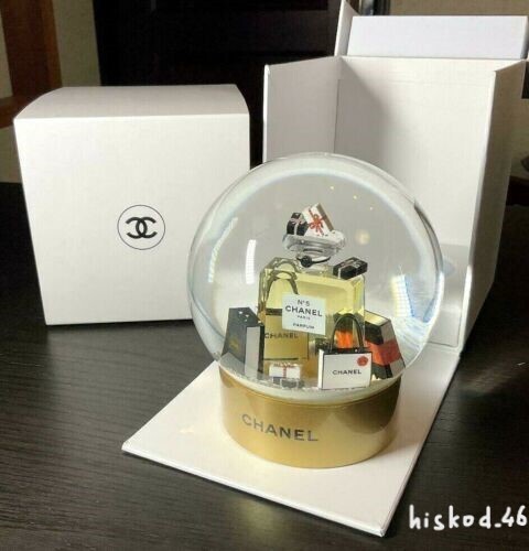 CHANEL - CHANEL 2021 N°5 100周年記念 スノードーム CHANEL Snow Globe Dome Christmas 2021 Novelty N°5 100th