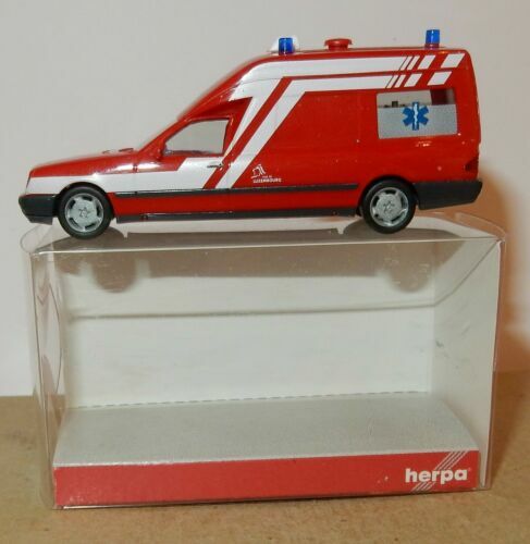 SIKU Ambulance V71 Binz MB 180 - Miniature 1/60 Occasion