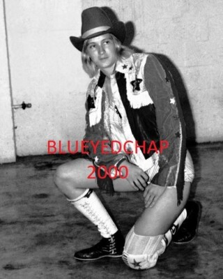 SUSAN GREEN WRESTLER 8 X 10 WRESTLING PHOTO NWA