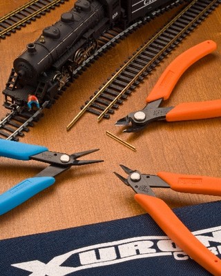 XURON TK2200 Professional Tool Kit #450S Pilers, #2175B T Cutters, #410T Cutters
