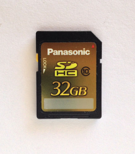 Panasonic HDC-TM35 Full HD Video Camera with 32GB Built-in Panasonic HDC-TM35 Full HD Video Camera with 32GB Built-in