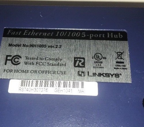 Linksys NH1005 Version 2.2 Fast Ethernet 10/100 5-Port Network Hub & Accessories