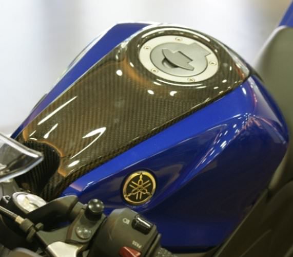 Carbon Fiber Fuel Tank Central Cover for Yamaha YZFR3 YZFR25 2015