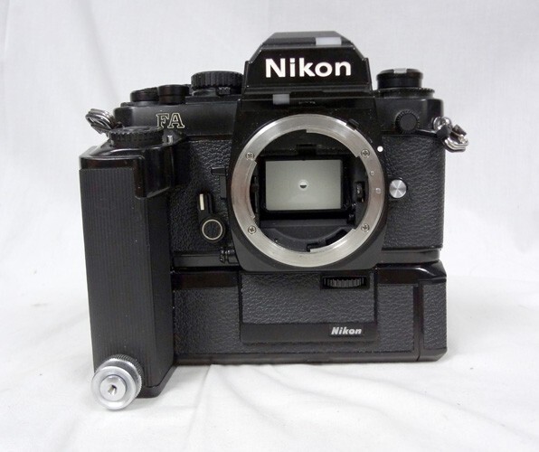 フィルムカメラ Nikon FA+MD-15+series E 36-72mm+70-210mm $_57.JPG?set_id=880000500F