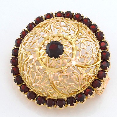 Brosche/Anhänger mit Granatstein - Besatz 9K/375er Gelbgold -11,6 g - 35,5 mm Ø