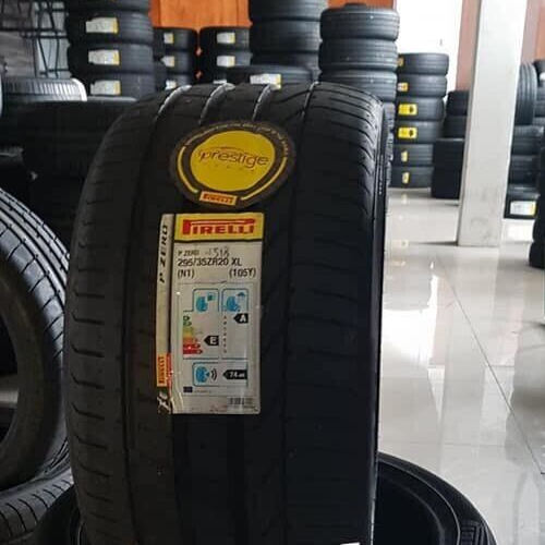 295/35ZR20 Pirelli P Zero中古タイヤ2本 2X NEW PIRELLI P ZERO 295/30/20 295 30 ZR20 XL 101Y JAGUAR J PZERO