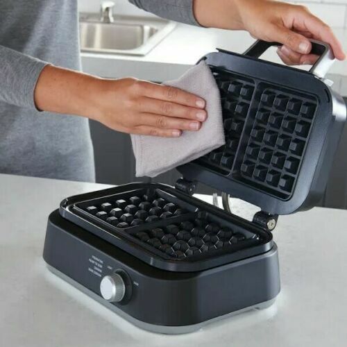 Calphalon Precision Control Waffle Maker
