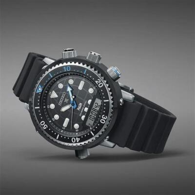 Pre-owned Seiko Prospex X Padi Snj035p1 ‘commando Arnie' Hybrid Diver's Limited 4000