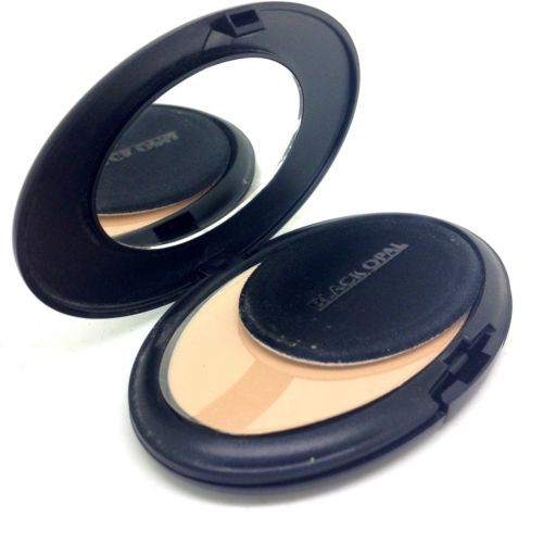 黑色蛋白石粉饼面部彩妆单品产品