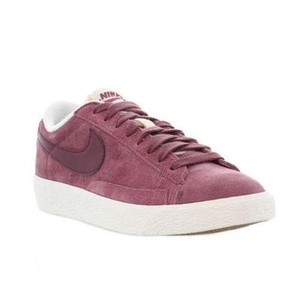 nike blazer low red and blue