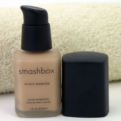 Smashbox Medium Shade Foundation