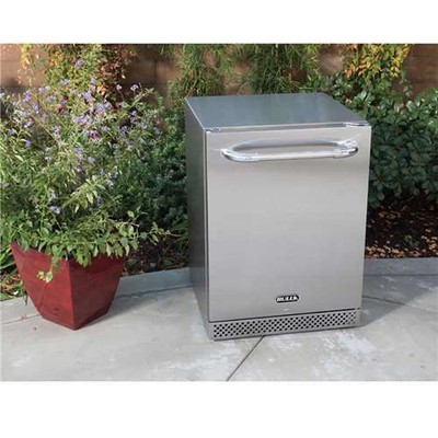 Bull Outdoor Products Premium Outdoor Rated Kitchen Refrigerator (Used)