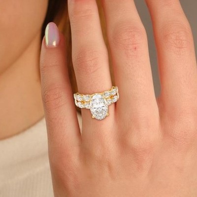 Oval Cut 3.50CT Lab Grown Diamond Bridal Engagement Ring Set In 14k Yellow Gold