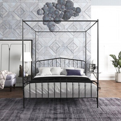 Queen Size 4 Post Bed With Headboard