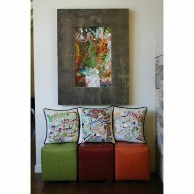 Québec Hand-Embroidered Pillow