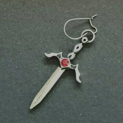 Crystal Dagger (1) Earring Pewter ALCHEMY Gothic