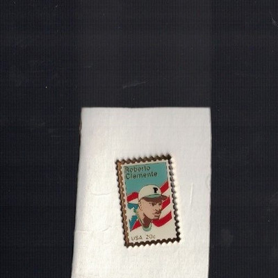 Roberto Clemente Pittsburgh Pirates USPS Stamp Pin BX2