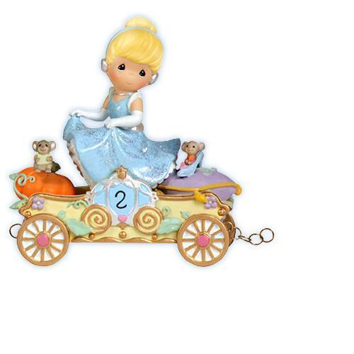 ::Precious Moments Disney Princess Parade  Birthday Train Set of 13 Brand New Box