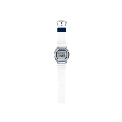 Pre-owned Casio G-shock Man Resin Band Digital Wrist Watch Gm-5600lc-7dr