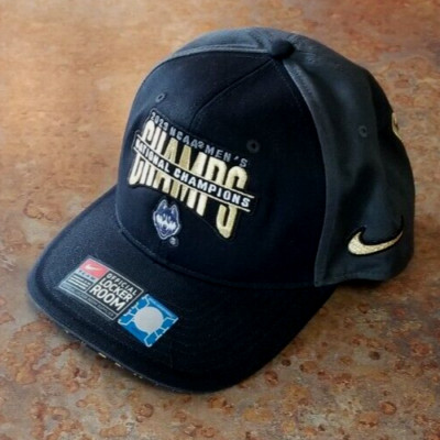 Nike Connecticut Huskies 2023 Mens Basketball National Champions Locker Room Hat