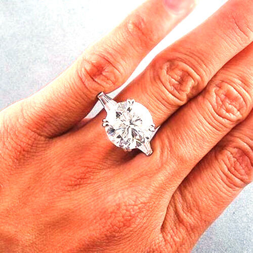 Gia Certified Platinum Round & Baguette Cut Diamond Engagement Ring 3.00 Carat