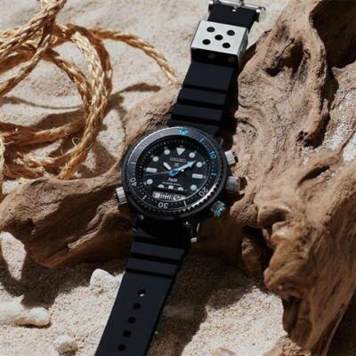 Pre-owned Seiko Prospex X Padi Snj035p1 ‘commando Arnie' Hybrid Diver's Limited 4000