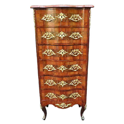 Kommoden aus Walnuss