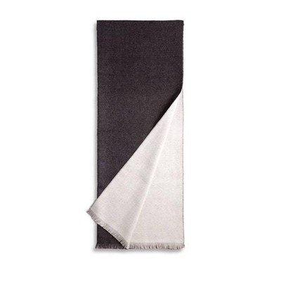 NEW L'OBJET DOUBLE-FACE THROW - BLACK + WHITE
